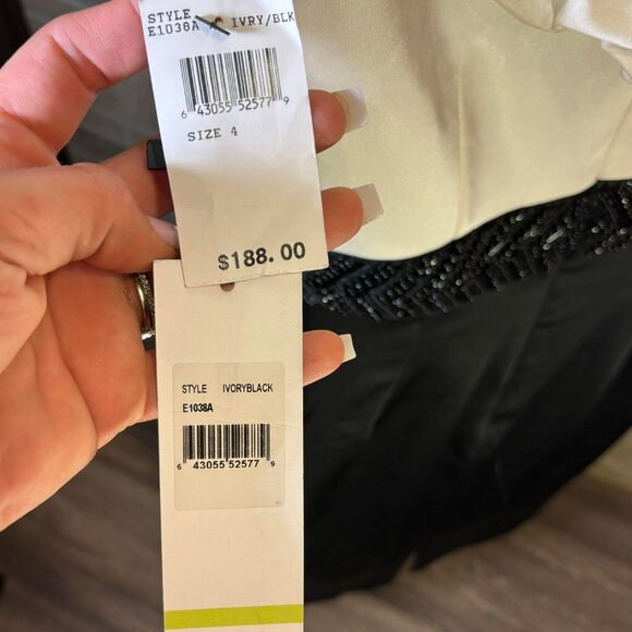 NWT Chetta B Evening Formal‎ Cocktail Holiday Dress Ivry Ruffles/Black  Size 4 - Picture 9 of 9